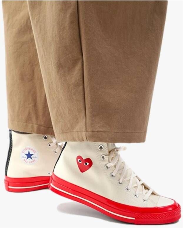 Comme des Garçons Rode zool hoge top Chuck Taylor Beige Heren