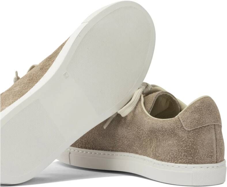 Common Projects Beige Sneakers Aw25 Stijl