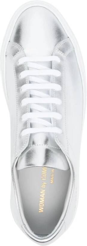 Common Projects Premium leren sneakers met gouden code