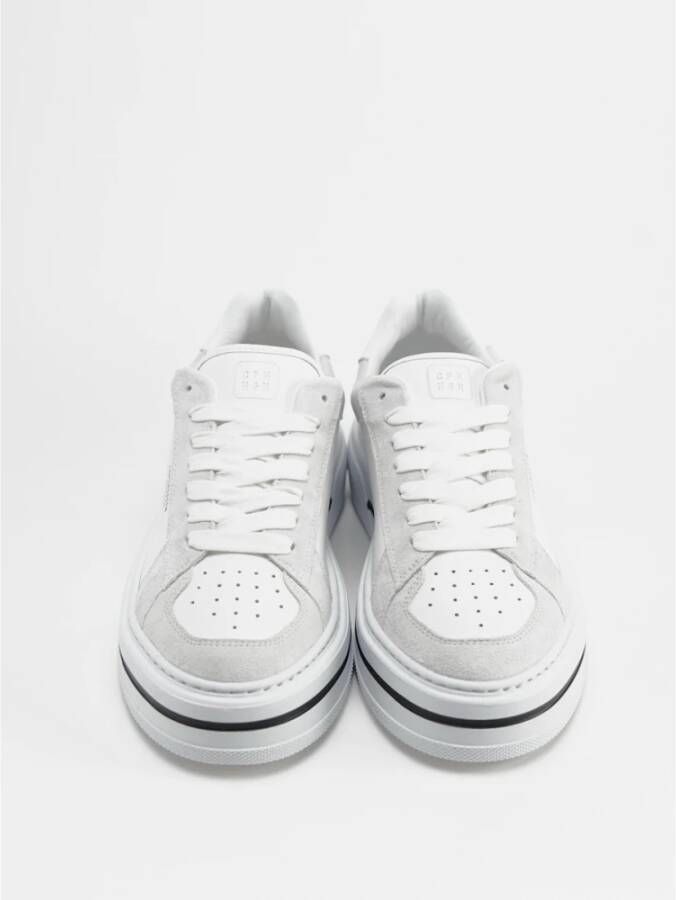 Copenhagen Shoes Cph181 Witte Sneaker Sportieve Silhouet Geborduurde Details Wit Dames