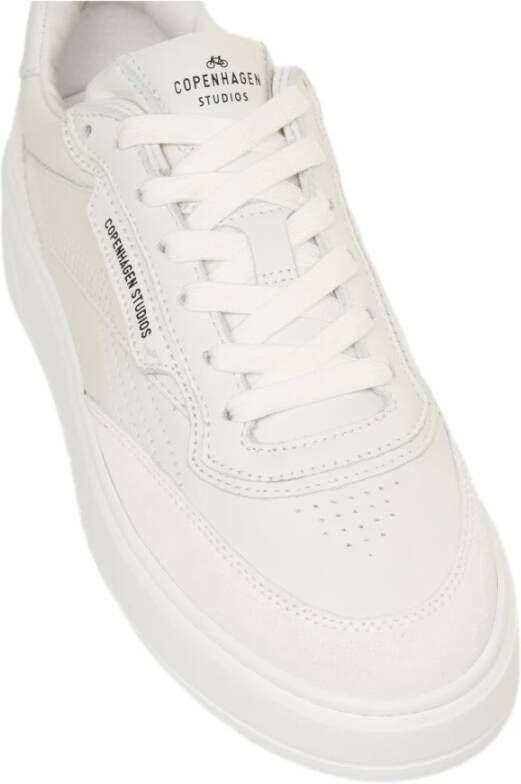 Copenhagen Shoes Witte Leren Sneakers Elegant Geperforeerd Ontwerp