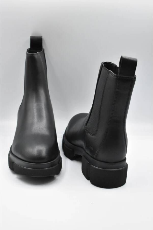 Copenhagen Studios Zwarte Veterschoenen voor Vrouwen
