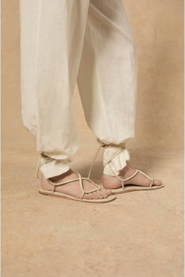 Cortana Beige platte vetersandaal Beige Dames