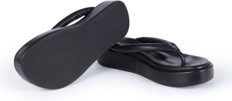 Cortana Geisha Zwarte Platte Sandaal Black Dames