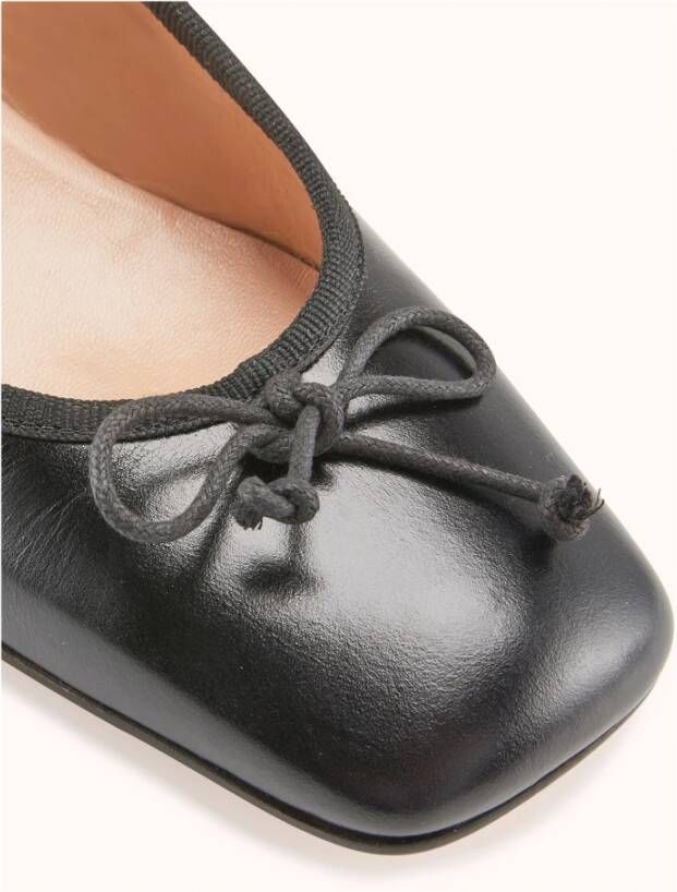 Cosmoparis Zwarte Leren Ballerina Schoenen