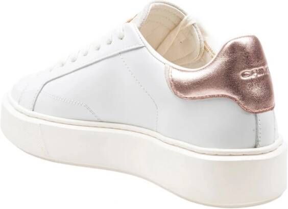 Crime London Witte Leren Sneakers met Roze Details
