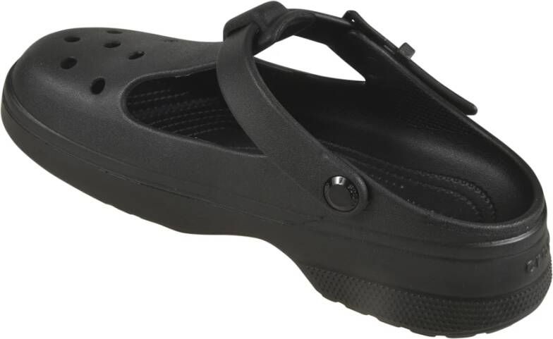 Crocs Zwarte sandalen voor zomerse outfits