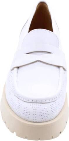 Ctwlk. Stijlvolle Berry Loafers voor Vrouwen White Dames