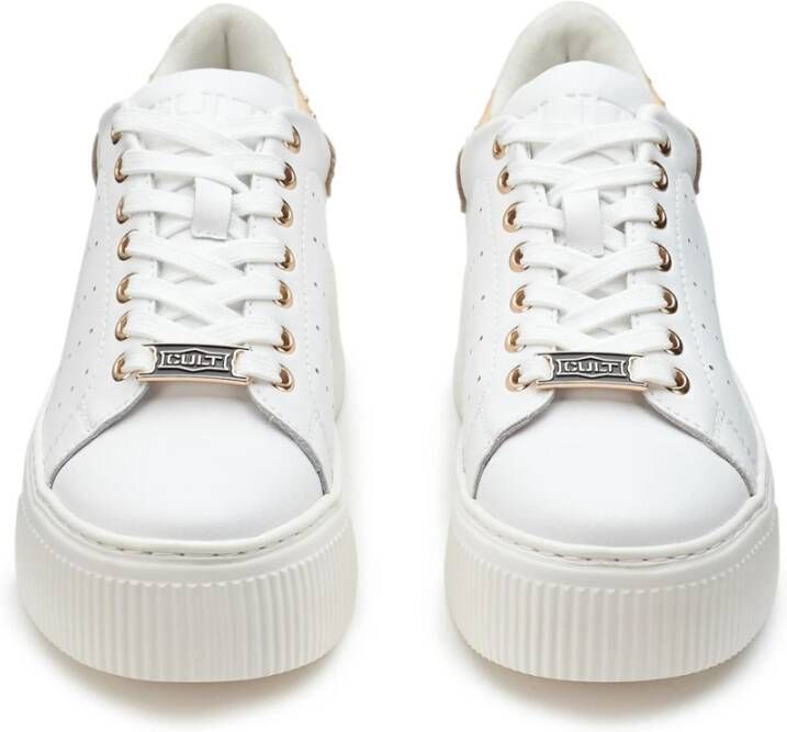 Cult Witte Karamel Leren Sneakers met Gouden Studs White Dames