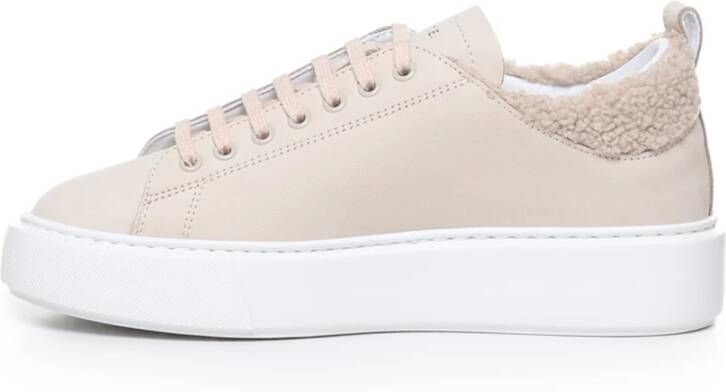 D.a.t.e. Beige Sneakers