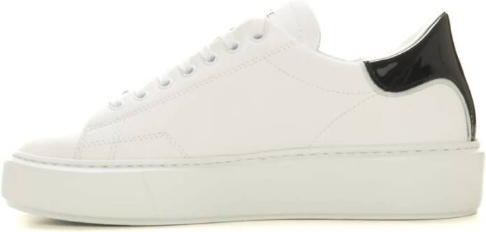 D.a.t.e. Sfera Patent Leren Sneakers met Veters Wit Dames
