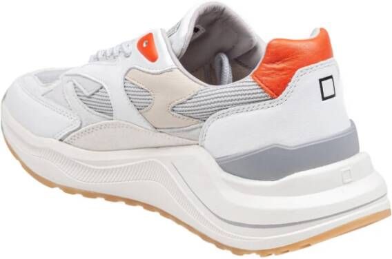 D.a.t.e. Witte en koraalsportsneakers