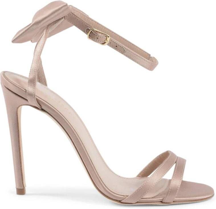Dee Ocleppo Romantische Satijnen Sandaal met Enkelveters Beige Dames