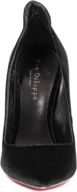 Dee Ocleppo Velvet Pump herdefinieert klassieke silhouet Black Dames