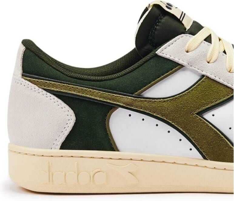Diadora Magic Basket Low Suède Leren Sneakers