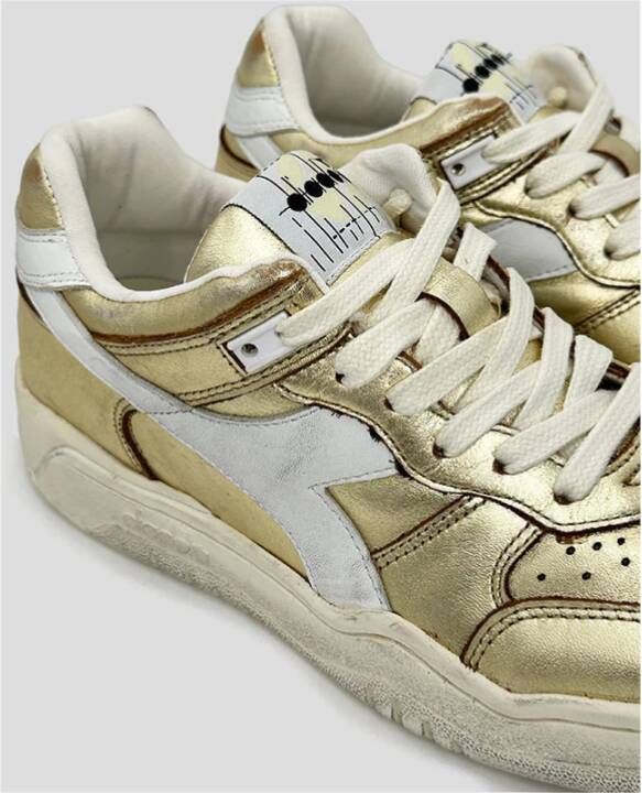 Diadora Metallic Sneaker Gouden Distressed Effect Yellow Unisex