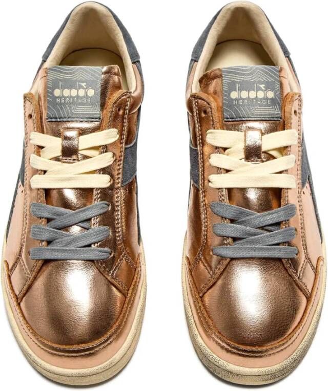 Diadora Vintage Metal Sneakers Bijna Abrikoos