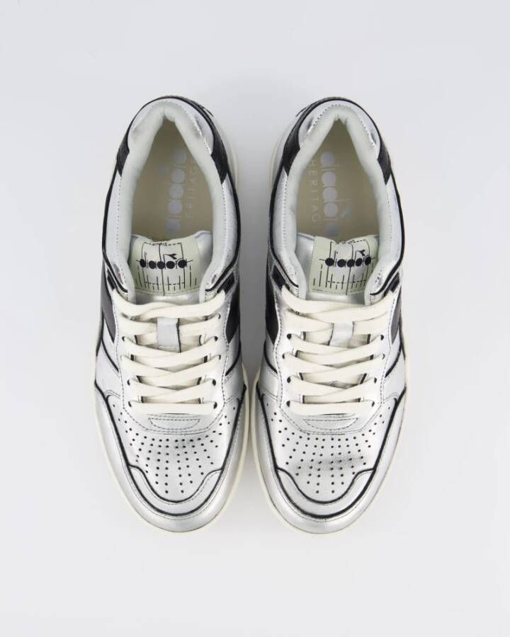 Diadora Zilveren Gebruikte B.560 Sneakers Gray Dames