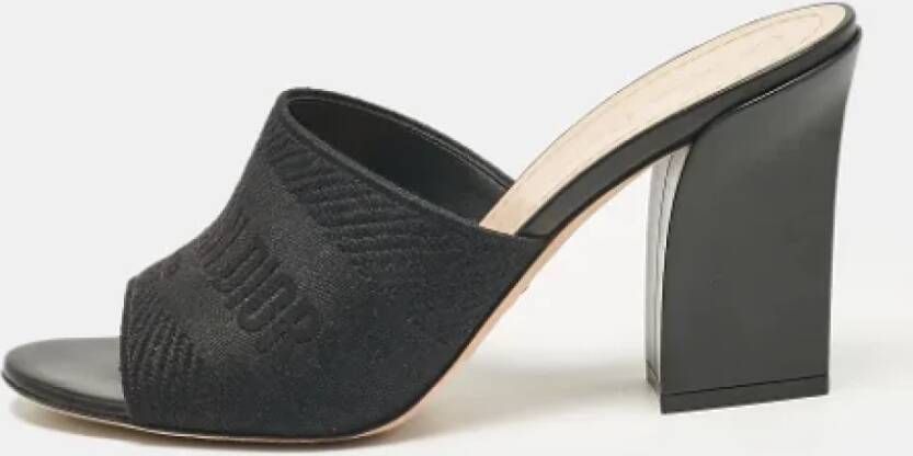 Dior Vintage Pre-owned Canvas sandals Black Dames
