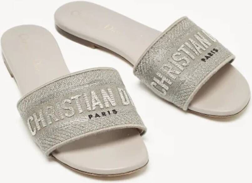 Dior Vintage Pre-owned Canvas sandals Gray Dames