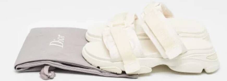 Dior Vintage Pre-owned Fabric flats White Dames