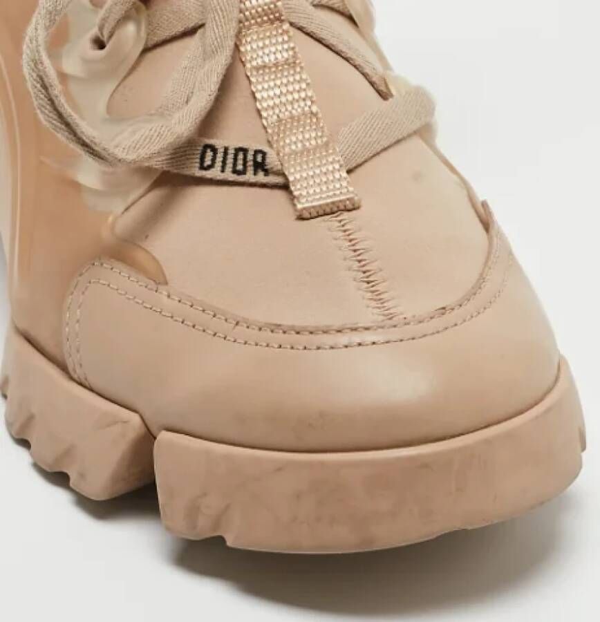 Dior Vintage Pre-owned Fabric sneakers Beige Dames