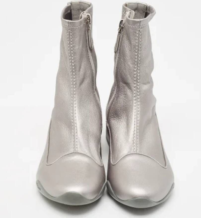 Dior Vintage Pre-owned Leather boots Gray Dames