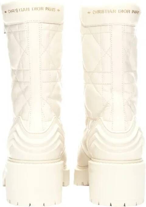 Dior Vintage Pre-owned Leather boots White Dames