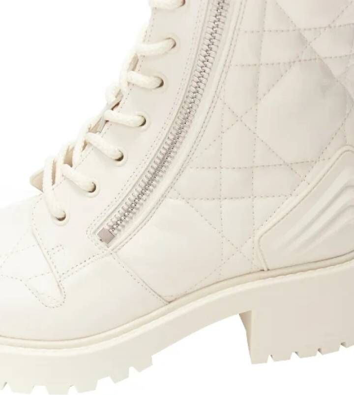 Dior Vintage Pre-owned Leather boots White Dames