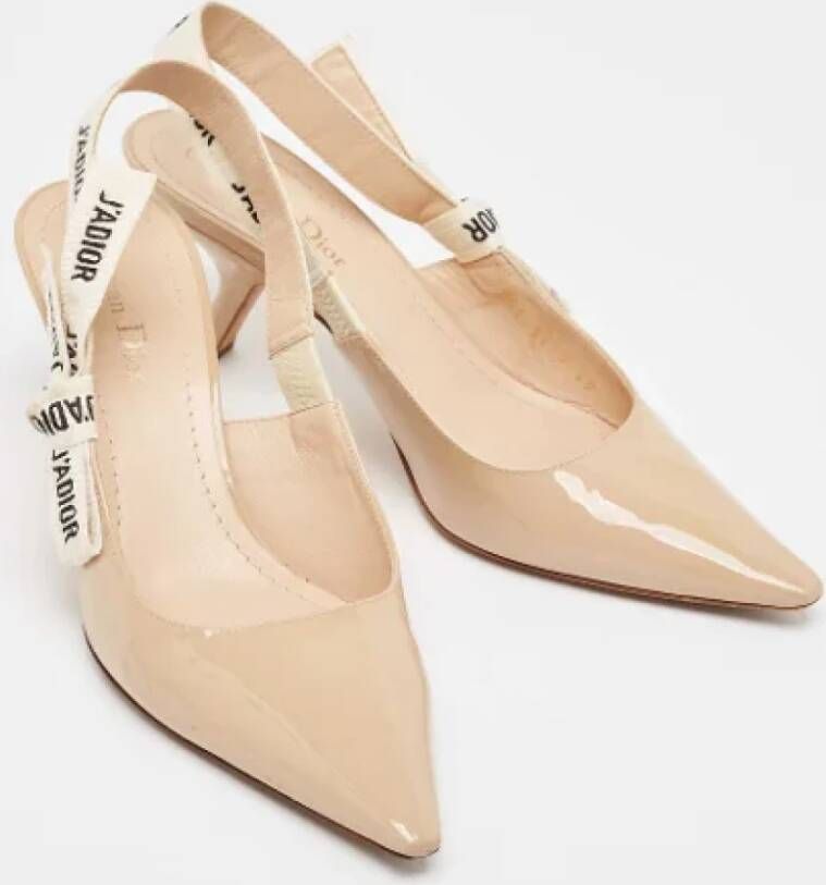 Dior Vintage Pre-owned Leather heels Beige Dames