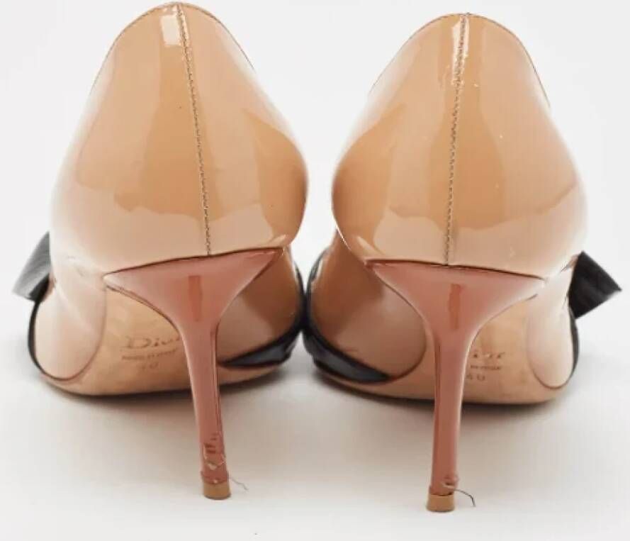 Dior Vintage Pre-owned Leather heels Beige Dames