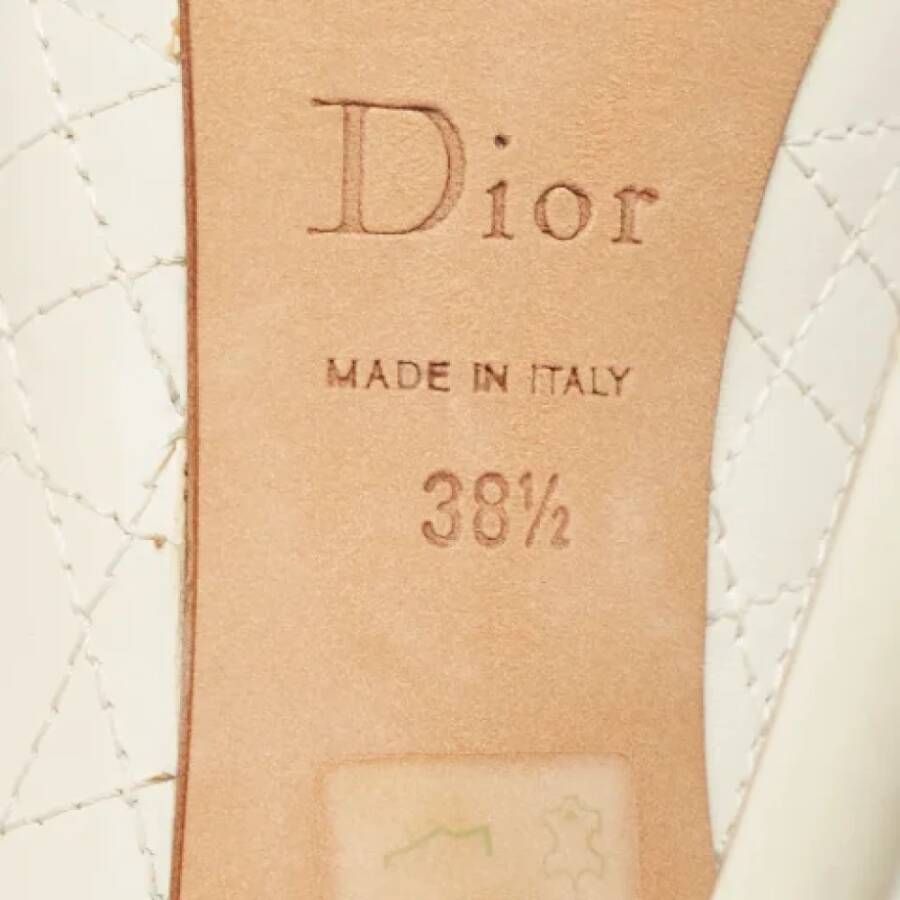 Dior Vintage Pre-owned Leather heels Beige Dames