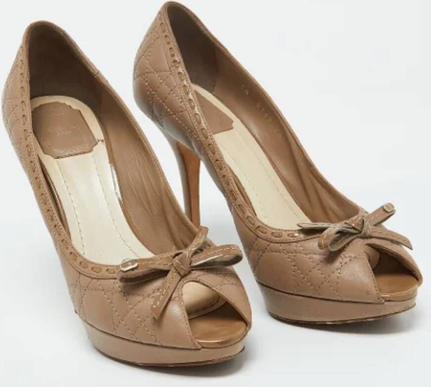 Dior Vintage Pre-owned Leather heels Brown Dames