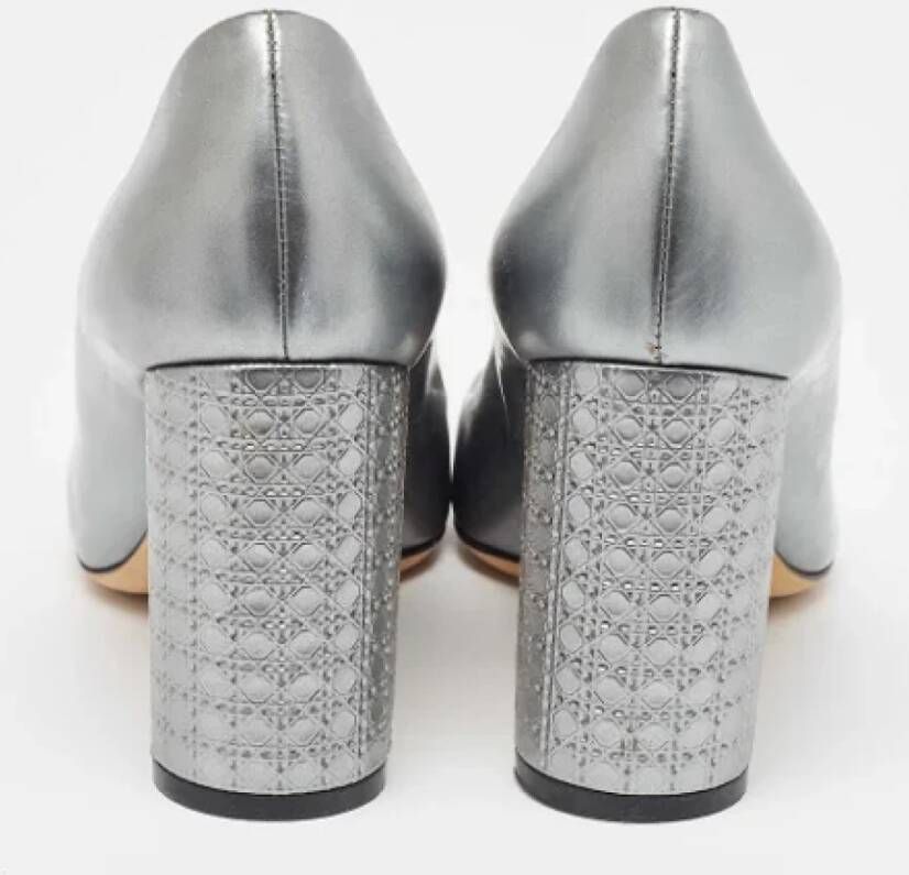 Dior Vintage Pre-owned Leather heels Gray Dames