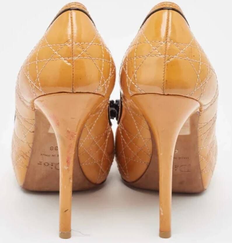 Dior Vintage Pre-owned Leather heels Orange Dames