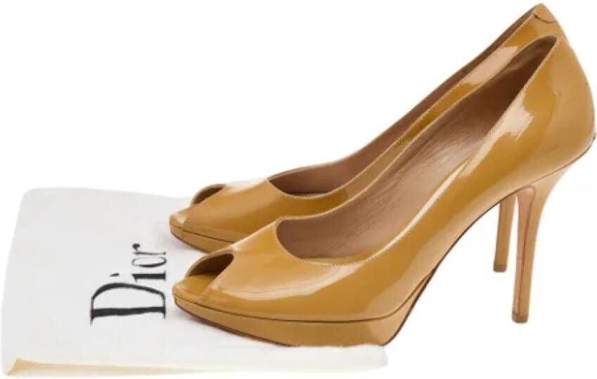 Dior Vintage Pre-owned Leather heels Yellow Dames