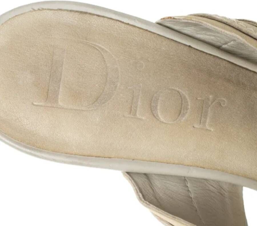 Dior Vintage Pre-owned Leather sandals Beige Dames