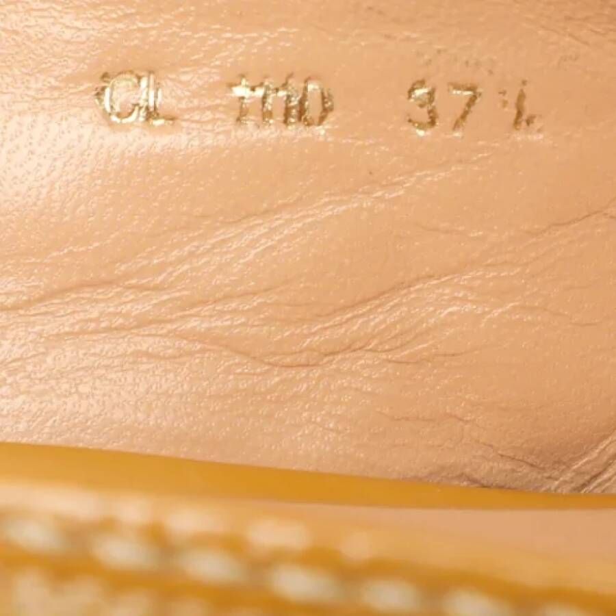 Dior Vintage Pre-owned Leather sandals Beige Dames