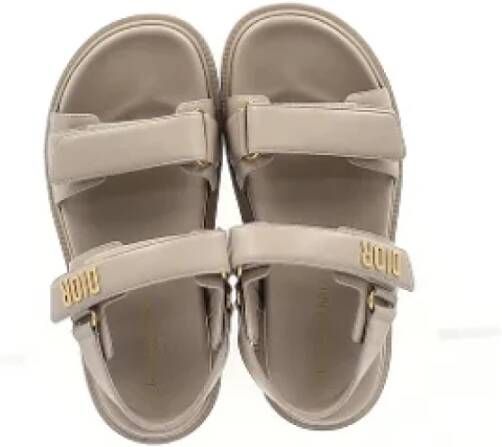Dior Vintage Pre-owned Leather sandals Beige Dames