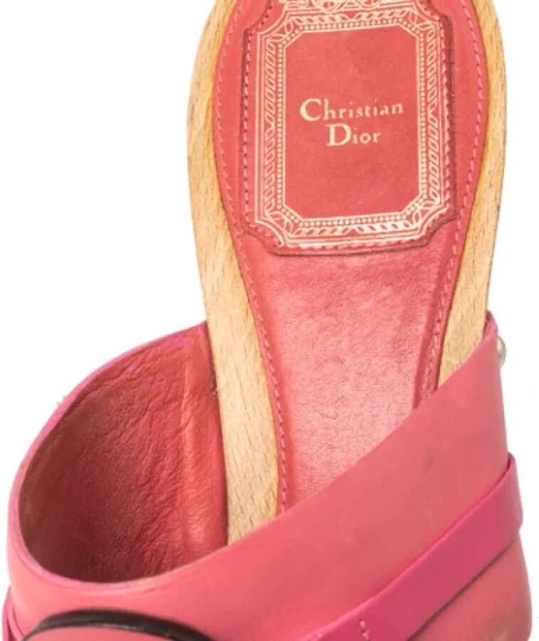 Dior Vintage Pre-owned Leather sandals Pink Dames
