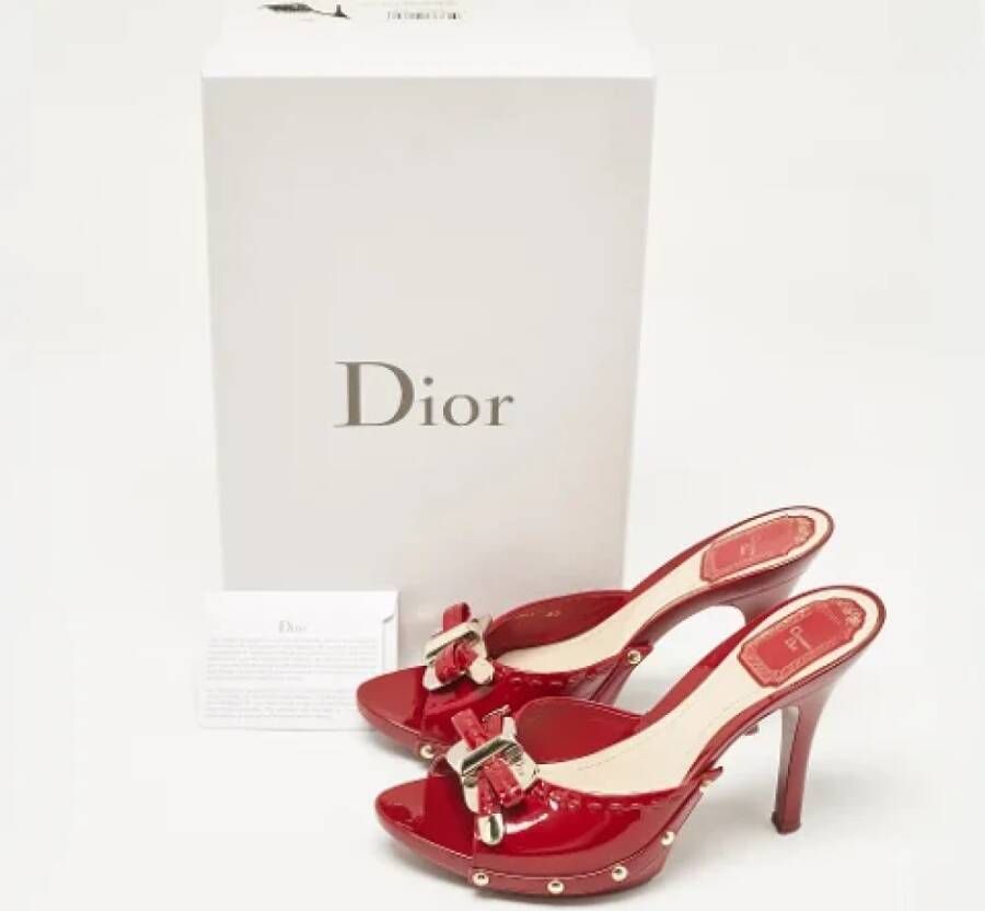Dior Vintage Pre-owned Leather sandals Red Dames
