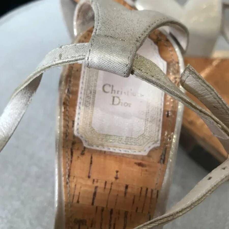 Dior Vintage Pre-owned Leather sandals Yellow Dames