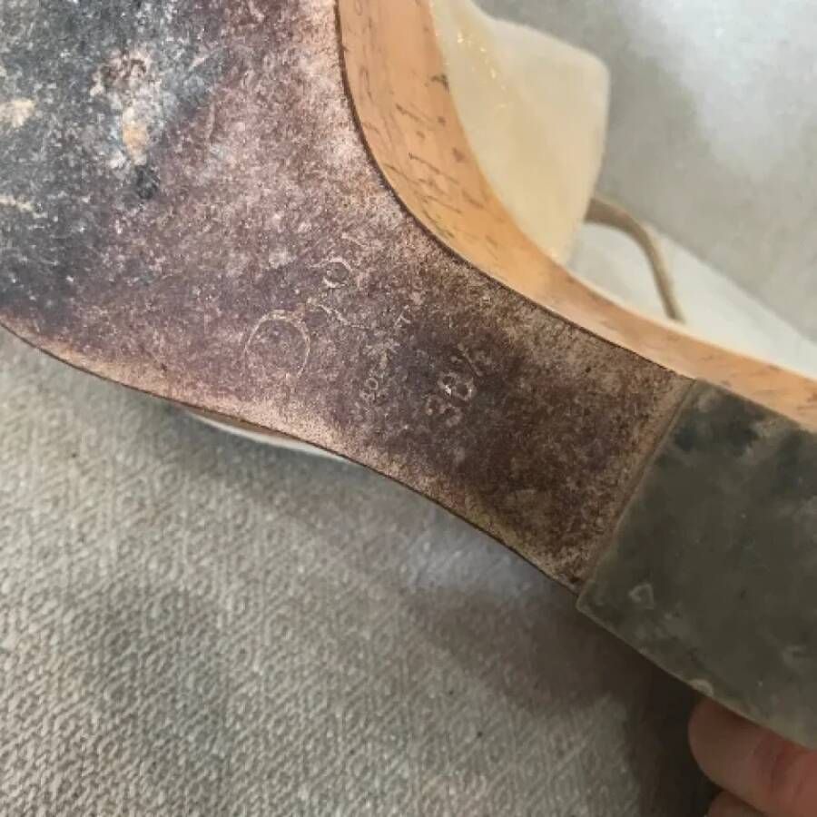 Dior Vintage Pre-owned Leather sandals Yellow Dames