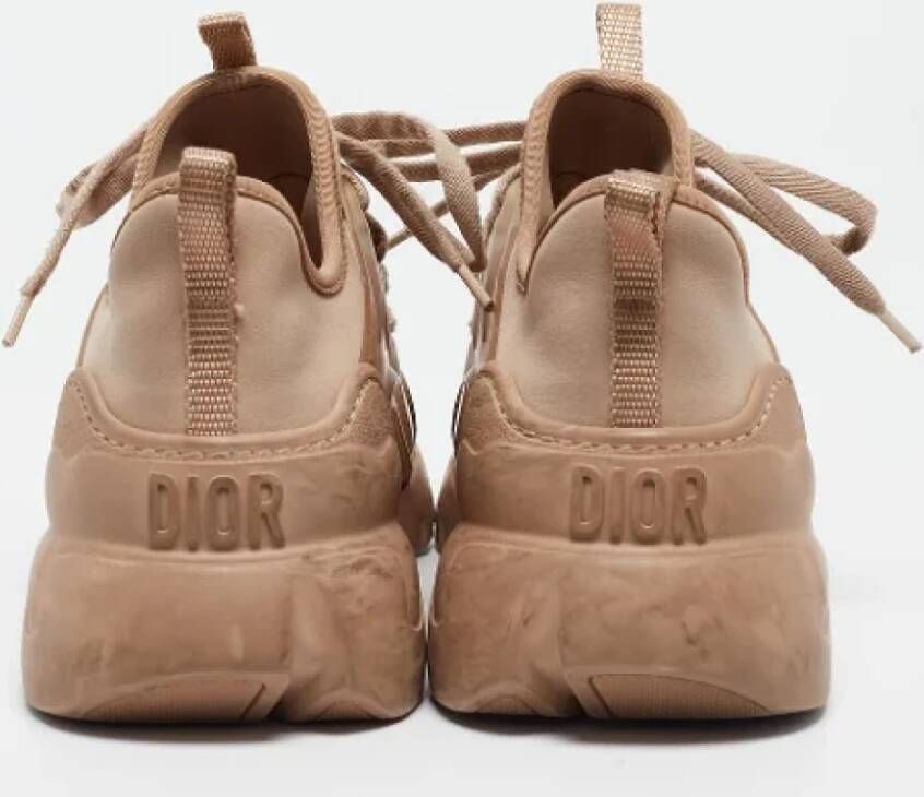 Dior Vintage Pre-owned Leather sneakers Beige Dames