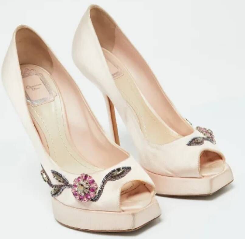 Dior Vintage Pre-owned Satin heels Orange Dames