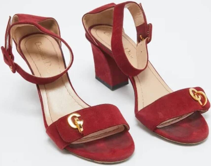 Dior Vintage Pre-owned Suede sandals Red Dames