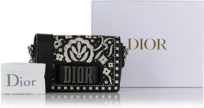 Dior Vintage Tweedehands Dior Book Tote Geborduurde Tas