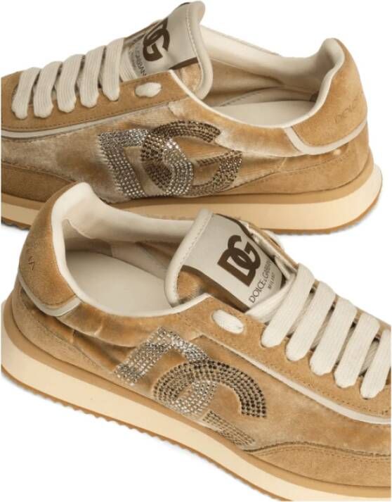 Dolce & Gabbana Beige Cushion Sneakers met Strass Versiering