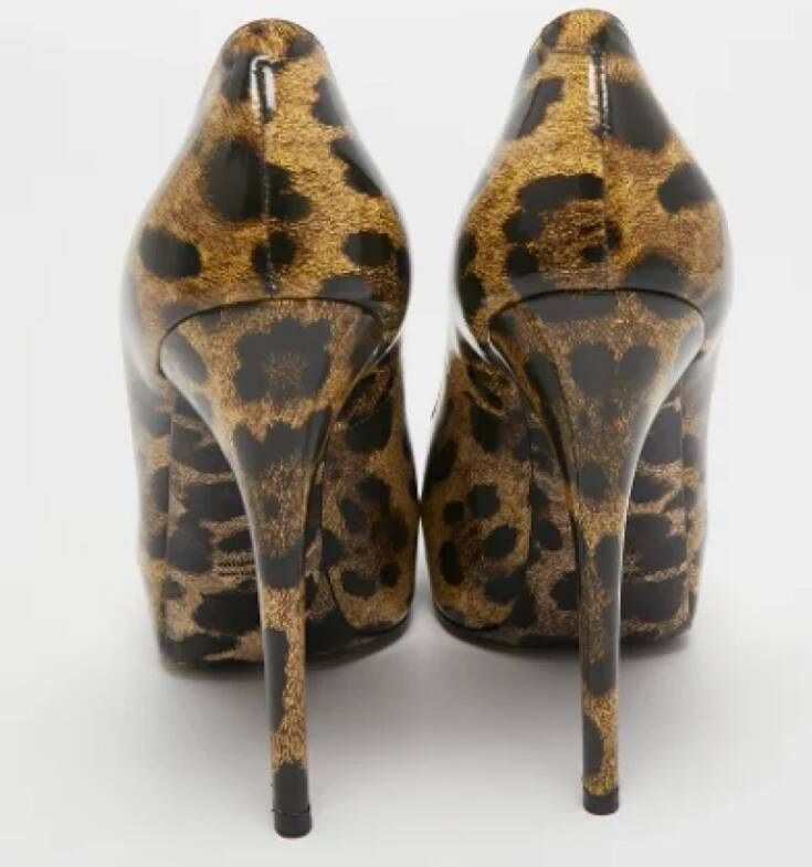 Dolce & Gabbana Pre-owned Coated canvas heels Brown Dames