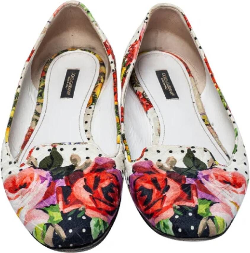 Dolce & Gabbana Pre-owned Fabric flats White Dames